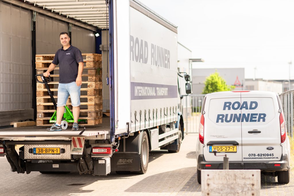 Werken bij Road Runner Dordrecht - werken in transport en logistiek - BAAS over je eigen toekomst 